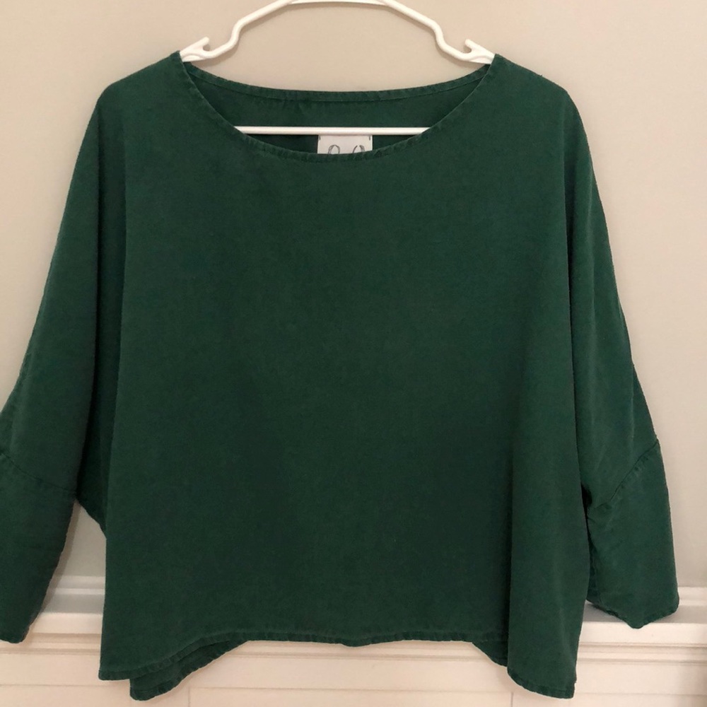 EUC Jamie and the Jones Emerald T top